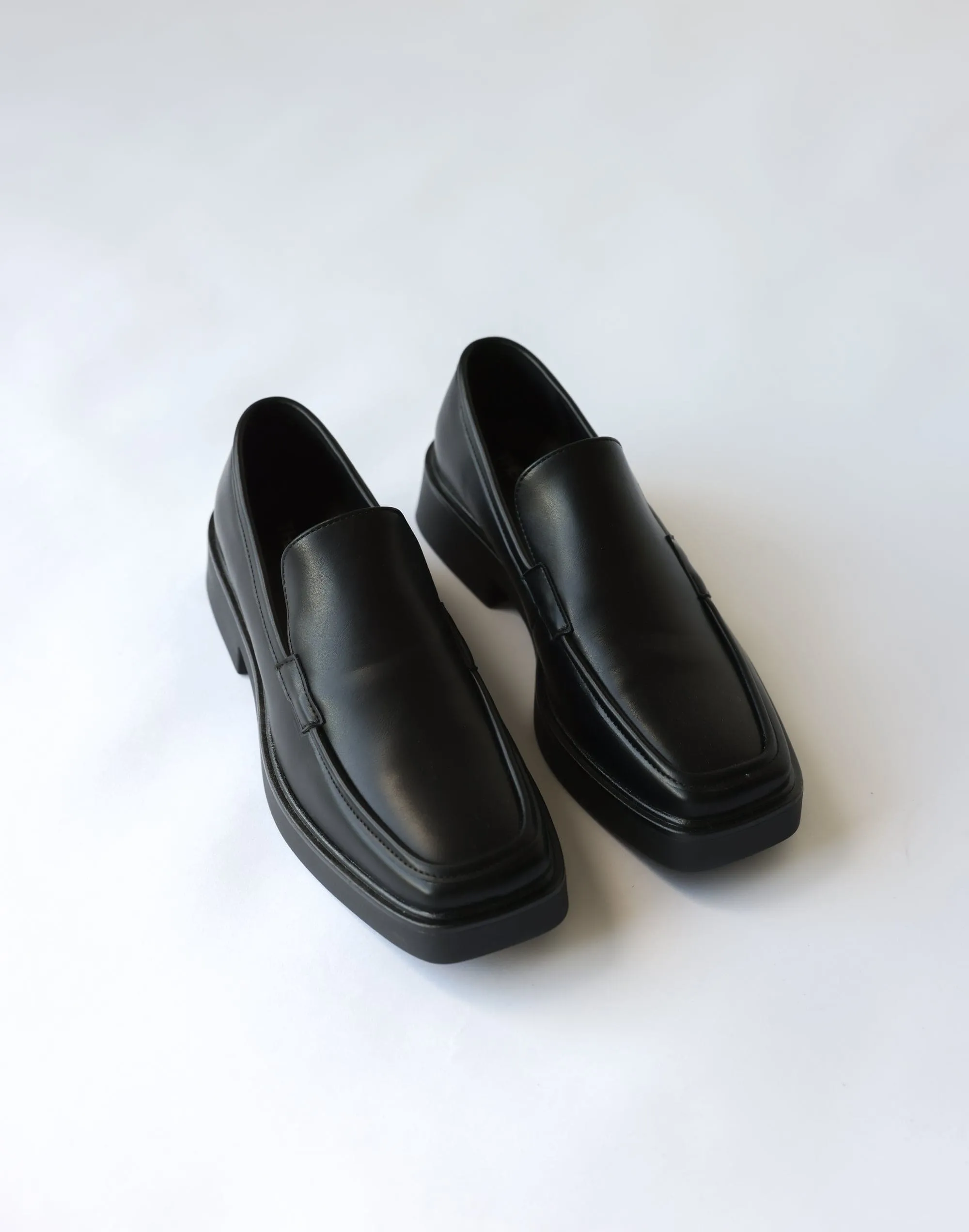 Ennzo Loafers (Black Smooth PU) - By Therapy