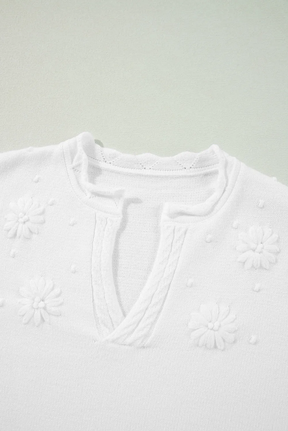 White Flower Detail Knitted Notched Neck Sweater